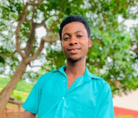 Omar, 25, Berekum