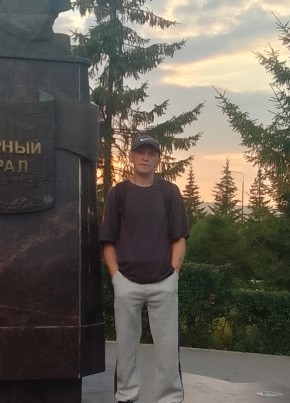 Сергей из Златоуста 53 года