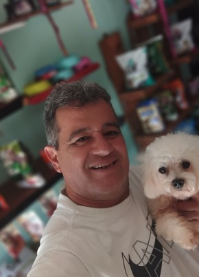 Luis Carlos Pere из Limoeiro 57 лет