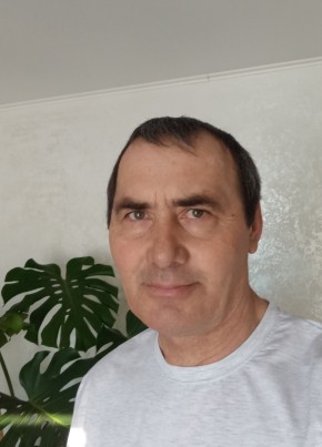 Igor, 58, Russia, Saratov