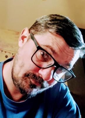 Anton из Коммунара 44 года