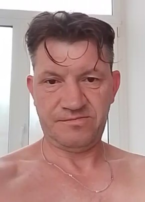 Максим из Березники 45 лет