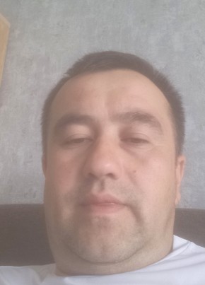 Akramjon, 42, Groussherzogtum Lëtzebuerg, Stad Lëtzebuerg