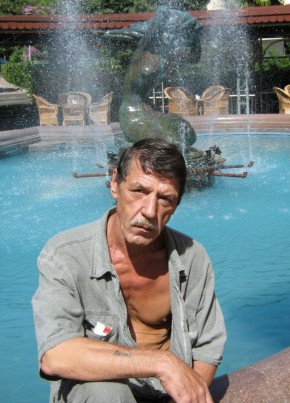 Денис из Уфы 67 лет
