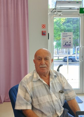 Адил из Кисловодска 63 года