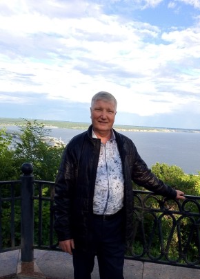 Владимир из Ульяновска 64 года