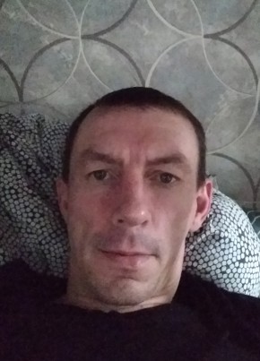 Виталий, 39, Россия, Губаха