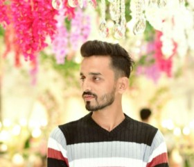 Shariq, 24, Karachi