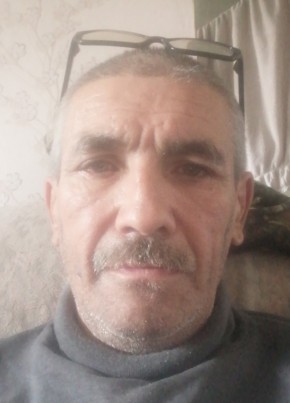 Вадим из Новосибирска 56 лет