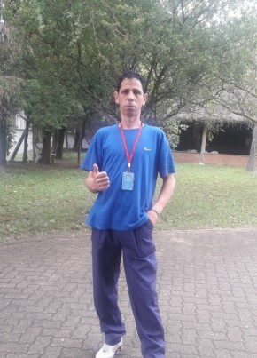 Adriano, 48, República Federativa do Brasil, Gravataí