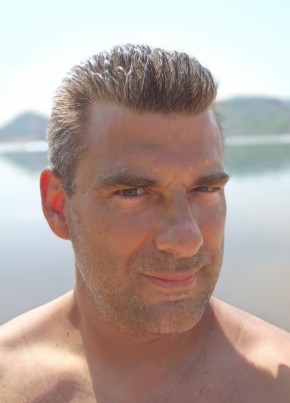 Benoît из Montpellier 43 года
