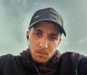 mhamad, 25, Tyre