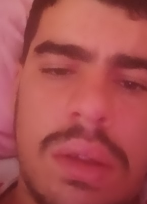 Kuih из Bordj Bou Arreridj 18 лет
