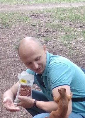 Евгений из Омска 42 года