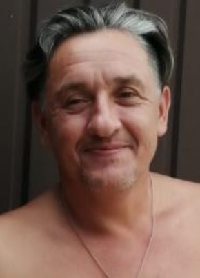 Виктор из Симферополи 52 года
