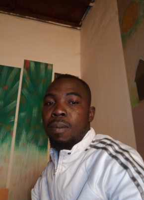 Coulibaly, 30, Burkina Faso, Ouagadougou