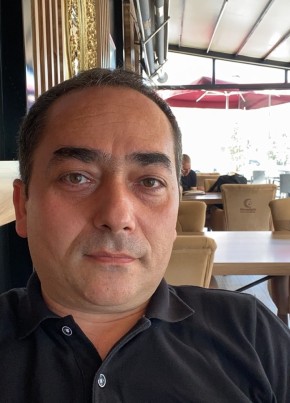 Erol, 44, Türkiye Cumhuriyeti, Ankara