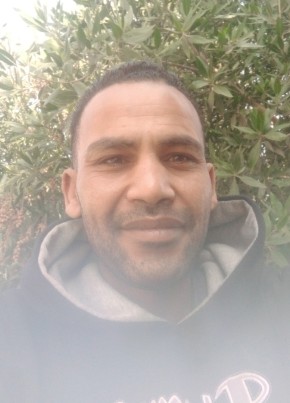 أبو آدم عباس, 36, جمهورية مصر العربية, القاهرة
