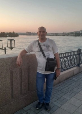 Виктор из Иркутска 52 года