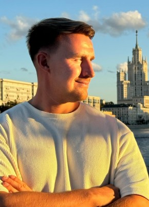 Артем из Екатеринбурга 36 лет
