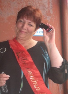 марина, 64, Россия, Гатчина