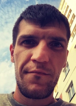 Максим, 33, Россия, Омск