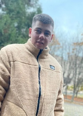 Вадим из Симферополи 24 года
