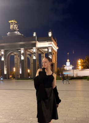 Лизка из Москвы 19 лет