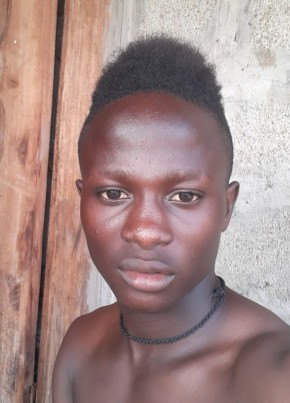 Peter hutchinson, 19, Liberia, Monrovia