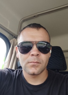 Dmitriy, 29, Russia, Orel