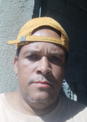 Geremias Paulo d из Ribeirão das Neves 42 года