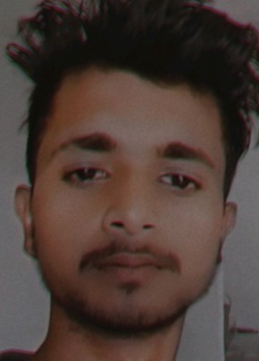 Manish Dhobi, 18, India, Pune