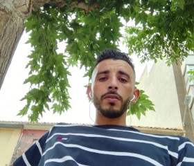 Slimane, 28, Madrid