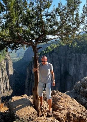 Vladimir, 40, Türkiye Cumhuriyeti, Antalya