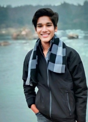 Surendar rajak, 18, India, New Delhi