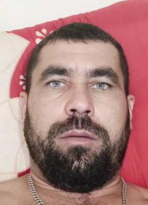 Виталий из Адлера 39 лет