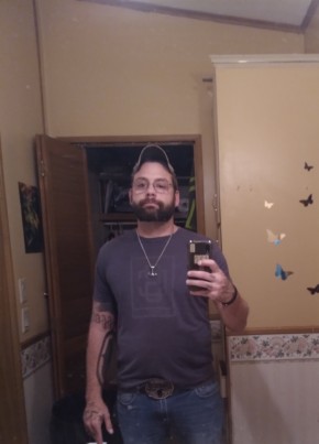 Steven, 33, United States of America, Pittsburg (State of Kansas)