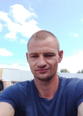 Роман из Богучаны 30 лет