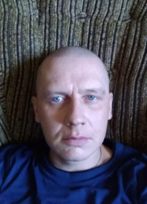 Максим, 42, Россия, Первоуральск