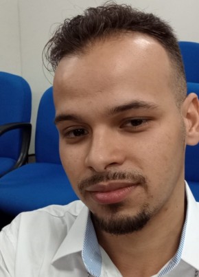 Gustavo из Itapevi 24 года