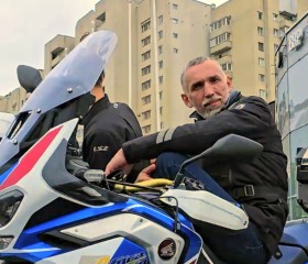 Vitaliy, 52, Saint Petersburg