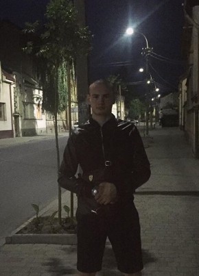 Maks, 25, Україна, Ужгород