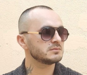 Xalid, 41, Baku