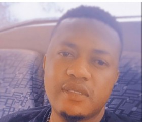 Rosandol, 37, Bamenda