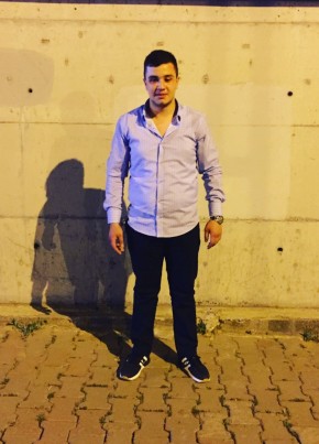 Mücahit, 25, Türkiye Cumhuriyeti, Bağcılar