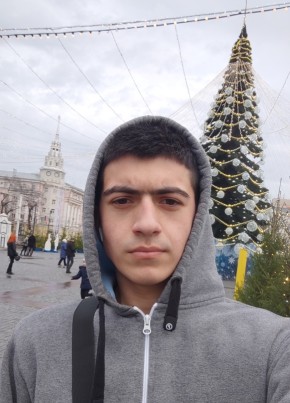 Иван, 21, Россия, Воронеж
