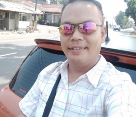 Dadi suganda, 45, Wedi