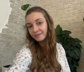 Vika, 24, Samara