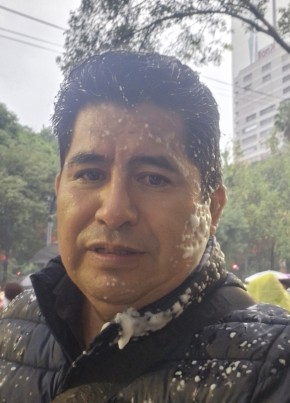 juan из México Distrito Federal 42 года