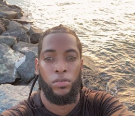 Anthony, 28, San Juan